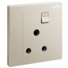 Galion - 1 Gang BS switched socket outlet - 15A - Champagne - Legrand