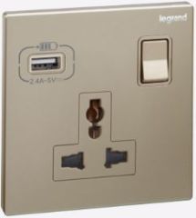 Galion - 13A 1 Gang Universal Multistandard Switched socket with USD Type A - Champagne - Legrand
